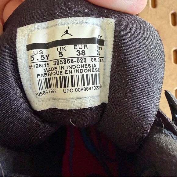 Jordan 8 Retro Aqua Sneakers - Picture 5 of 6